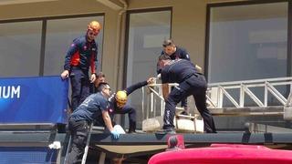4'üncü kattan tente üzerine düşen genç adam için seferber oldular