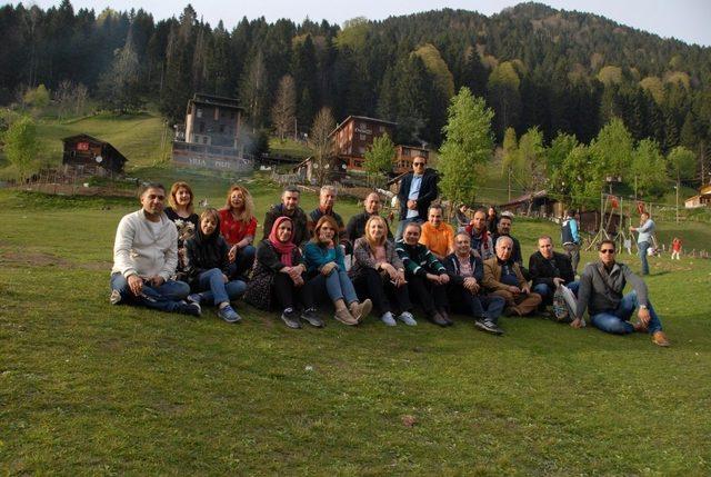 İranlı turizm acentesi yetkilileri Doğu Karadeniz’i gezdi