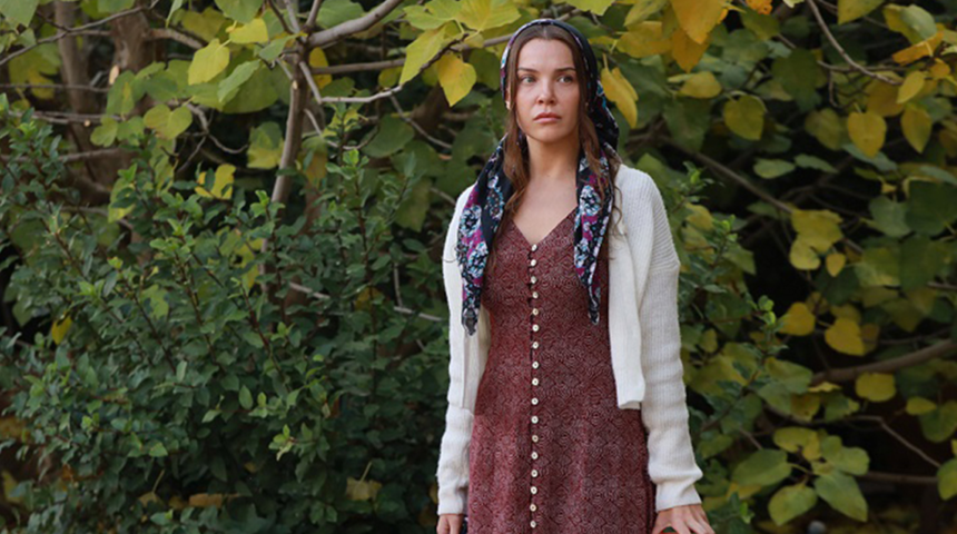 Yaren G&uuml;ldiken'den tatil pozları! Beğeni yağdı