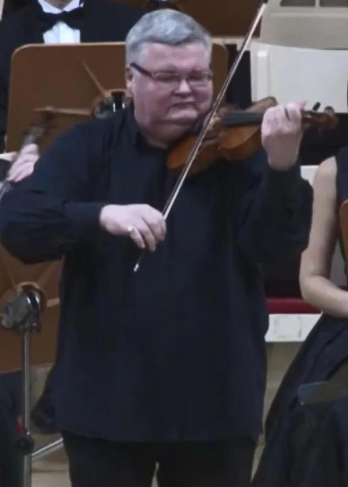 &Uuml;nl&uuml; Rus sanat&ccedil;ı T&uuml;rkiye u&ccedil;ağında hayatını kaybetti 1