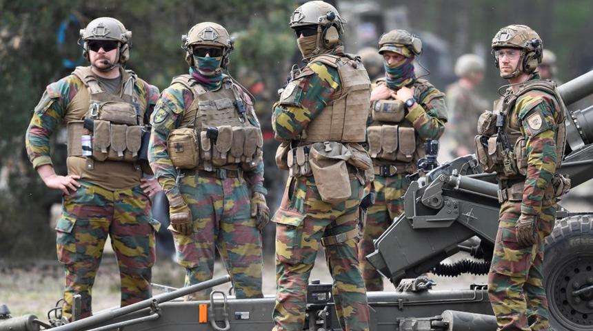 Almanya'da kritik askerlik kararı! 70'e &ccedil;ıkarılması &ouml;nerildi