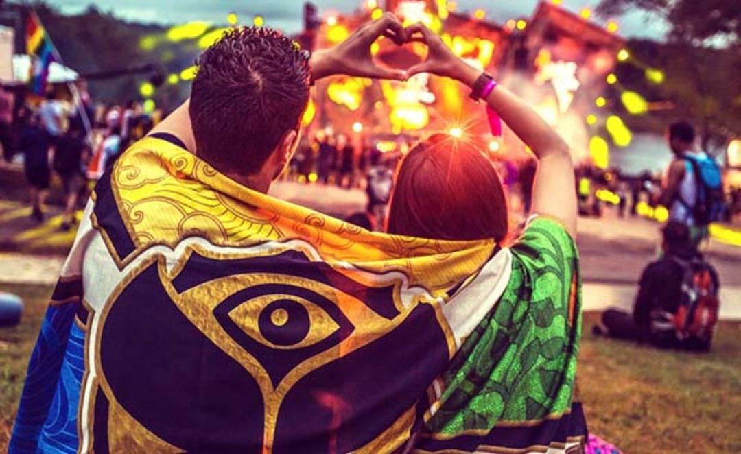  Bu g&ouml;r&uuml;nt&uuml;ler festivale damgasını vurdu 