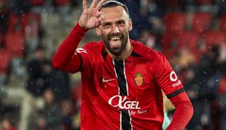 Fenerbah&ccedil;e, Vedat Muriqi ile anlaştı! Bonservisi 10 milyon Euro