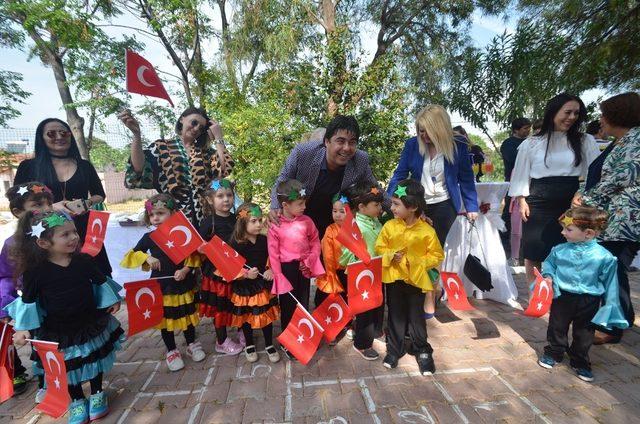 Foça Belediyesi Çocuk Evi’nde 23 Nisan coşkusu