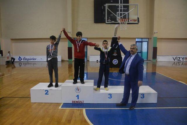 Denizli G&uuml;reş Eğitim Merkezi yeni sporcularını belirleyecek 2