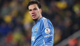 Fenerbah&ccedil;e'den Ederson a&ccedil;ıklaması! Ayrılık iddiaları vardı
