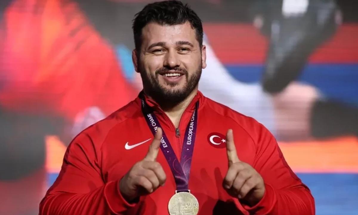 Rıza Kayaalp, 13. kez Avrupa şampiyonu olarak d&uuml;nya rekoru kırdı! 2