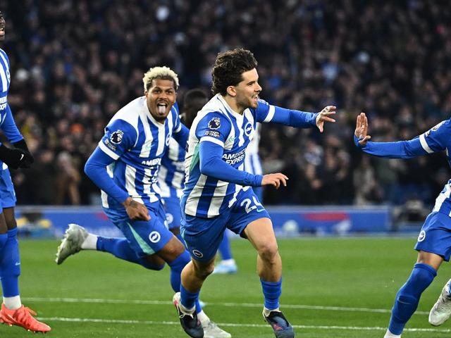 Ferdi Kadıoğlu, Premier Lig'de tarih yazıyor! Chelsea'yi &ccedil;aresiz bıraktı
