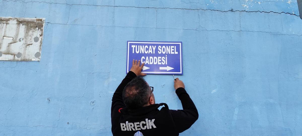 Tuncay Sonel i&ccedil;in harekete ge&ccedil;tiler! Meclis kararı &ccedil;ıkarıldı 1