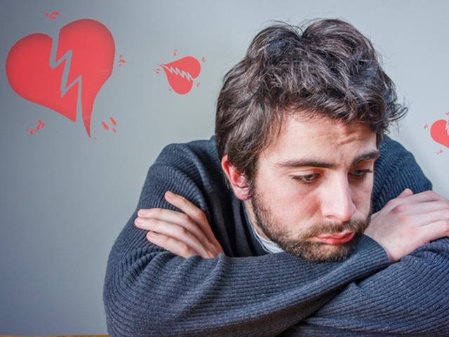 Eski sevgilinizin sizi unutamadığını g&ouml;steren 6 davranış