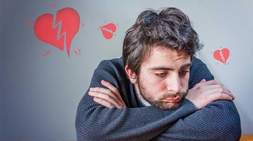 Eski sevgilinizin sizi unutamadığını g&ouml;steren 6 davranış