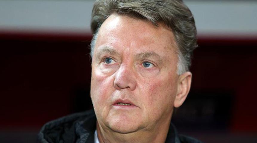 Van Gaal Rafael'i bir dakikada sildi