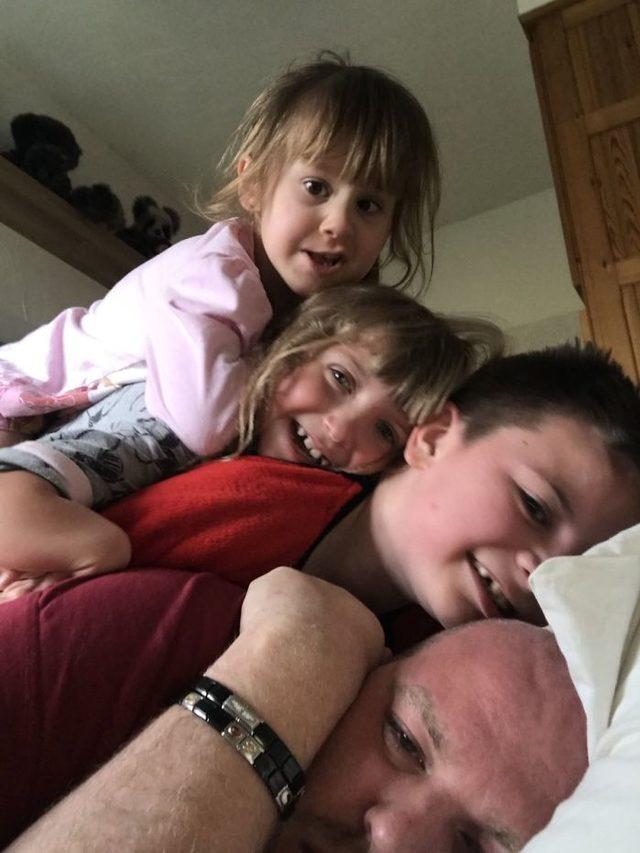 Gay-single-realizes-dream-of-being-a-father-and-adopts-4-children-with-disabilities-5acfc362111a2__700
