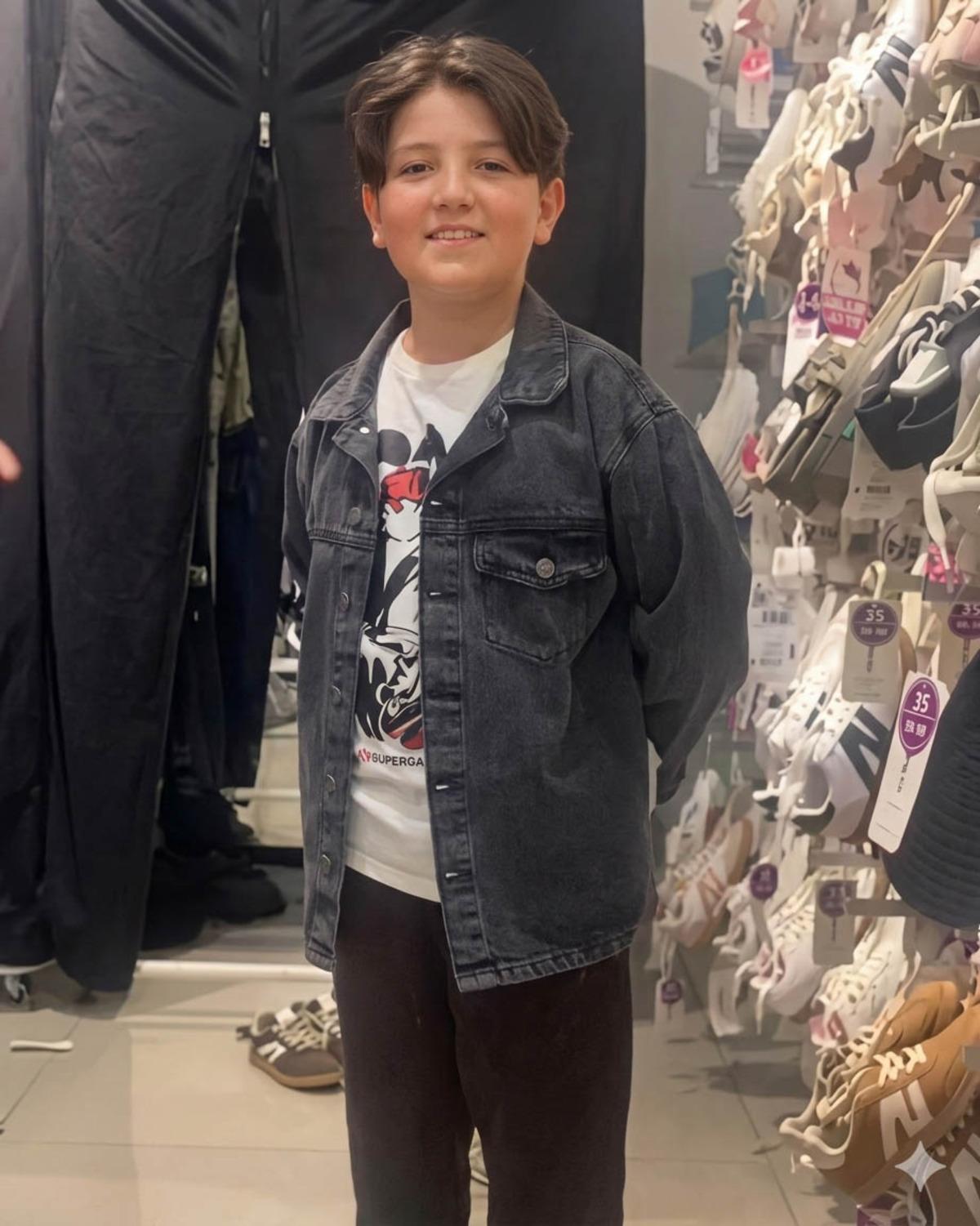 Okul saldırısında &ouml;lenlerin 6 sı Kahraman Ayla &ouml;ğretmenin sınıfındanmış... "Hocam arkadaşlarımın &uuml;st&uuml;ne kapandı" 8