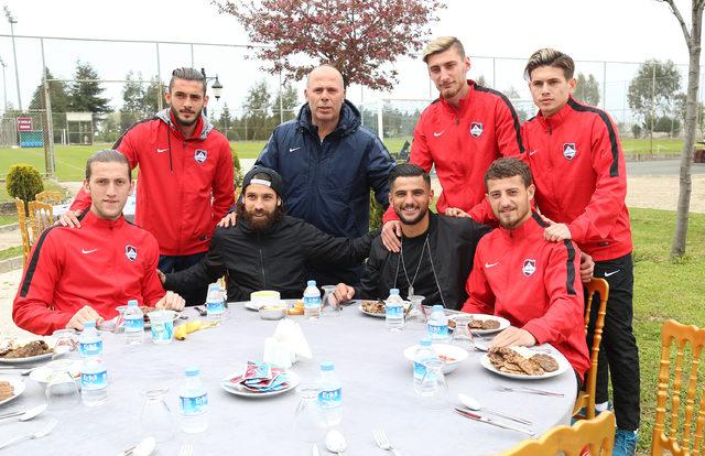 Trabzonspor barbekü partisinde stres attı