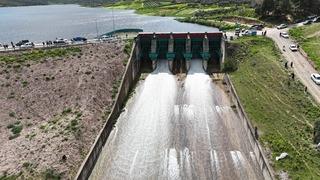 25 yıl sonra bir ilk! Baraj kapakları açıldı, vatandaşlar akın etti