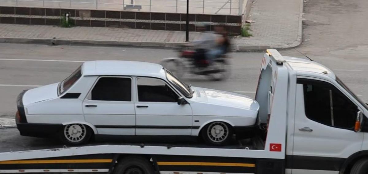 Yediği cezalar 1 milyon TL ye ulaştı: "Zevk, &ccedil;alışıyorum taksitle &ouml;d&uuml;yorum" 3