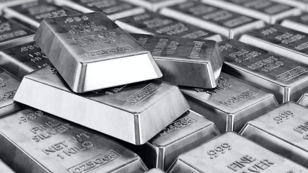 G&uuml;m&uuml;ş&uuml;n kaderi altına bağlı, dev bankadan "D&uuml;zeltme" uyarısı, G&ouml;rsel 1