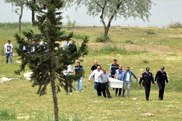 Ağaca asılı bulundu, cebinden borç ihtarı çıktı