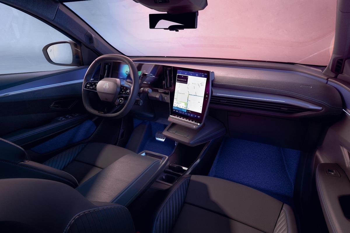 Renault Scenic E-Tech Elektrikli T&uuml;rkiye de satışta 3