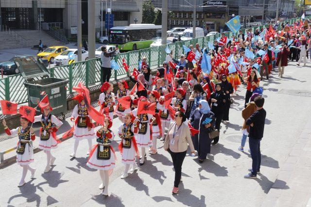 41 ülkeden gelen çocuklar İzmit'te festivale katıldı