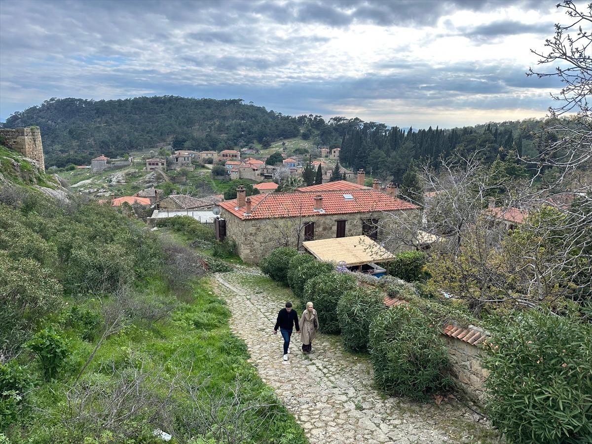 T&uuml;rkiye&rsquo;den se&ccedil;ildi! Bu masalsı k&ouml;y d&uuml;nya sahnesinde 1