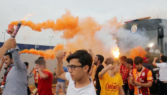 Galatasaray, Antalya'ya geldi