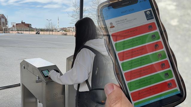 Okullarda üst düzey güvenlik: Velilere anlık fotoğraflı bildirim gidiyor