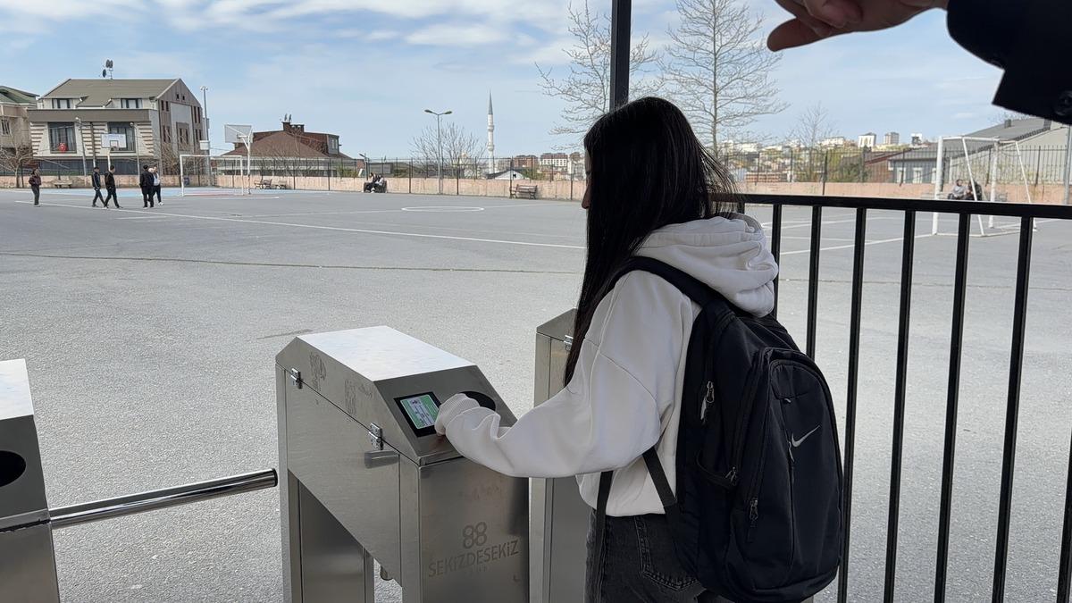 Okullarda &uuml;st d&uuml;zey g&uuml;venlik: Velilere anlık fotoğraflı bildirim gidiyor 2