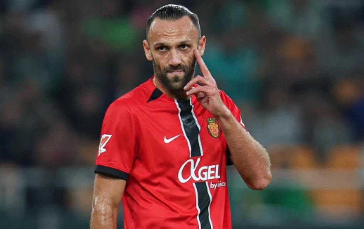 Fenerbah&ccedil;e de Vedat Muriqi transferi yattı! İşte şok eden sebep 1