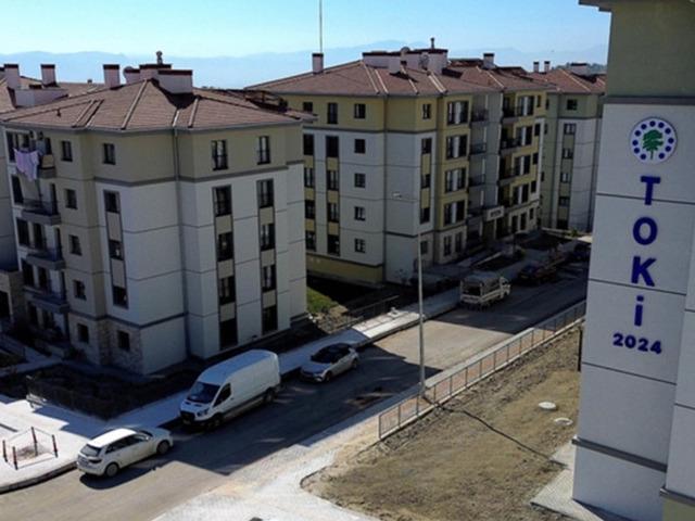 TOKİ'den mesaj geldi: İstanbul'da 500 bin konut kurasının &ccedil;ekileceği saat belli oldu