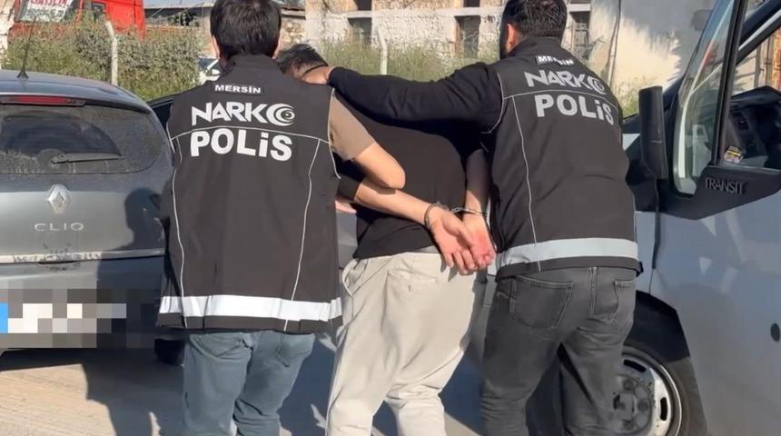 Malatya'da d&uuml;zenlenen uyuşturucu operasyonunda 5 zanlı yakalandı