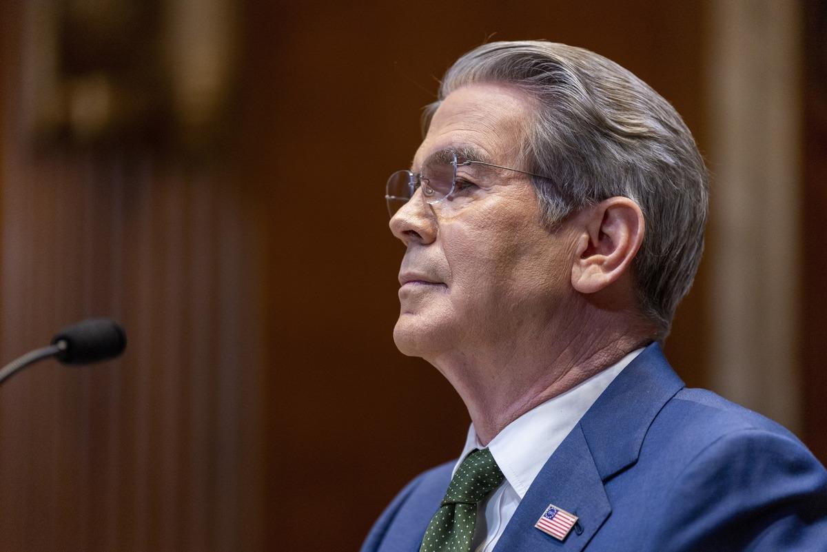 ABD, Rusya ve İran petrol&uuml;ne y&ouml;nelik yaptırım muafiyetlerini 30 g&uuml;nl&uuml;ğ&uuml;ne uzattı 1