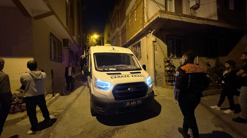 İzmir'de eşini tabancayla &ouml;ld&uuml;ren zanlı tutuklandı