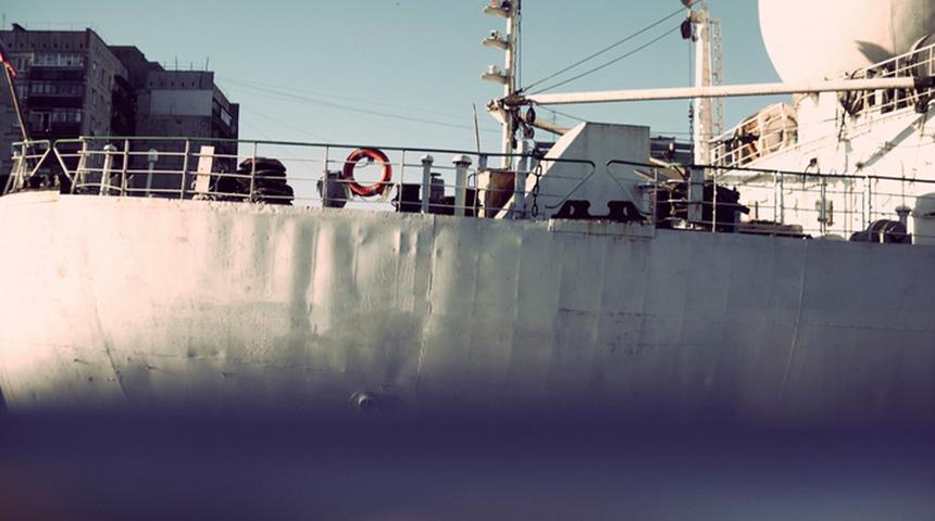 2 yaşındaki bebek, yolcu gemisinden denize &ccedil;akıldı! 