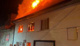 Bursa'da evde &ccedil;ıkan yangında 1 kişi hayatını kaybetti