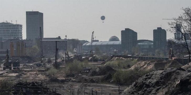 Berlin'de yarım tonluk bomba bulundu! Kent tahliye ediliyor G5