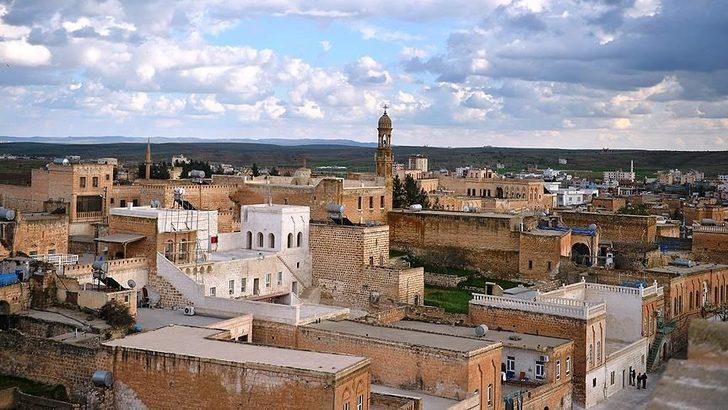 Gece gerdanlık, gündüz seyranlık G4