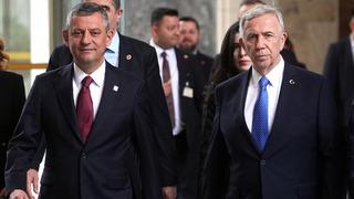 Son dakika: CHP'de Mansur Yavaş r&uuml;zgarı: "Sıkıntıları" &Ouml;zg&uuml;r &Ouml;zel'e tek tek anlattı