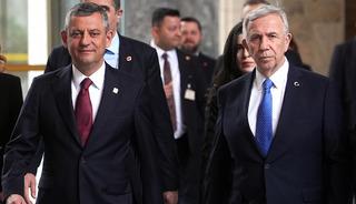 CHP'de Mansur Yavaş r&uuml;zgarı: "Sıkıntıları" &Ouml;zg&uuml;r &Ouml;zel'e tek tek anlattı