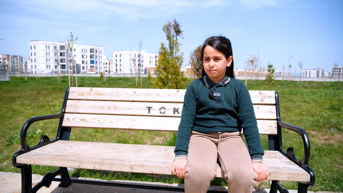 Bakan Kurum dan 23 Nisan da deprem b&ouml;lgesi paylaşımı  Yepyeni bir okulda, bayramın heyecanı bir başka oluyor  4