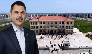 Bakan Kurum'dan 23 Nisan'da deprem b&ouml;lgesi paylaşımı 'Yepyeni bir okulda, bayramın heyecanı bir başka oluyor'