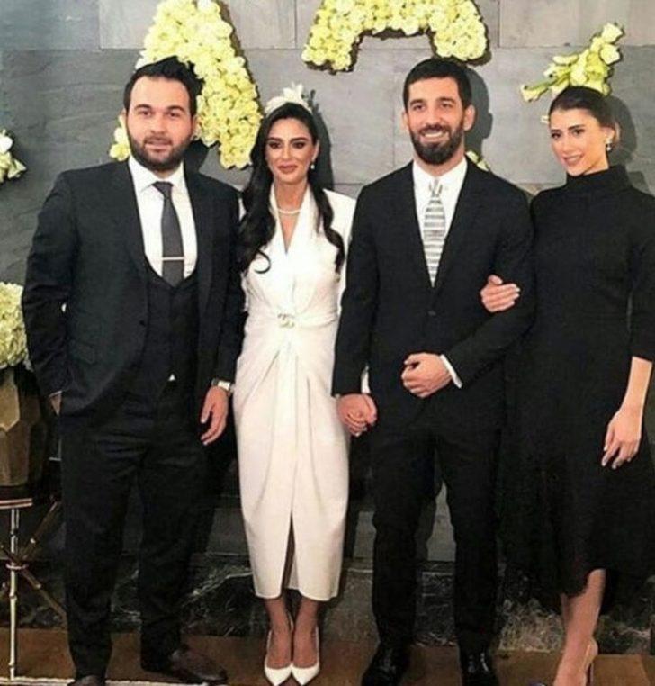 Arda Turan'ın eşi Aslıhan 3 aylık hamile G5