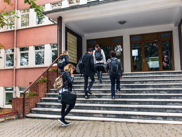 81 ildeki t&uuml;m okullarda harekete ge&ccedil;ildi