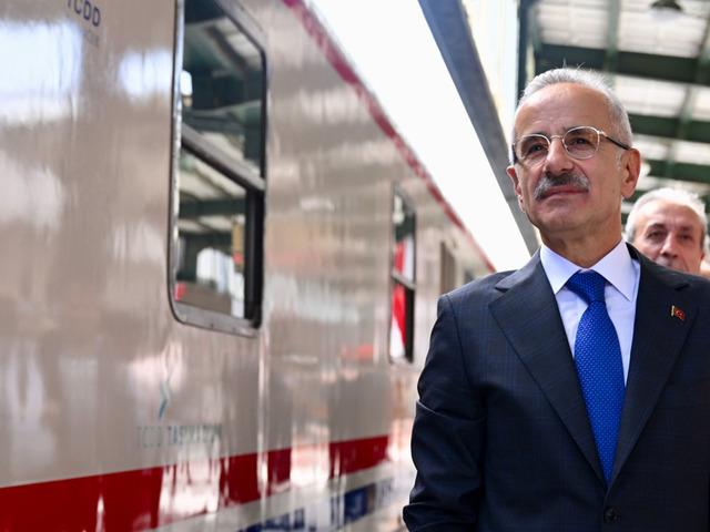 Uraloğlu duyurdu: 4 Mayıs'ta Ankara'dan yola &ccedil;ıkacak! 16 g&uuml;n s&uuml;recek