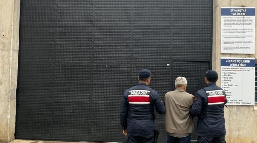 Samsun'da 34 yıl hapis cezası bulunan h&uuml;k&uuml;ml&uuml; yakalandı