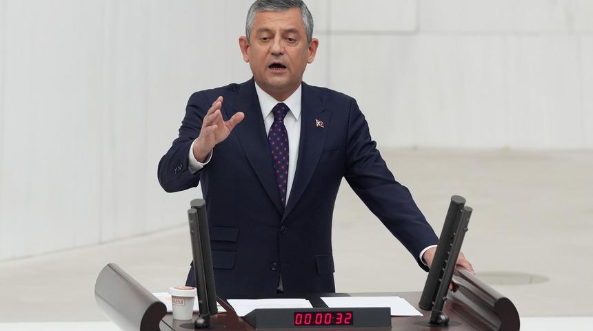 &Ouml;zg&uuml;r &Ouml;zel'den 'mutlak butlan' resti! "Ara se&ccedil;imin zamanı geldi"