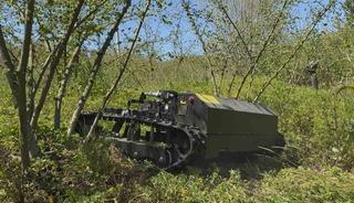 G&uuml;nler s&uuml;ren işi 3 saatte bitiriyor, &ccedil;ift&ccedil;i ise hayretle izliyor