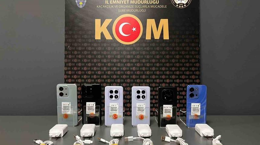 Kırşehir&rsquo;de ka&ccedil;ak cep telefonu operasyonu