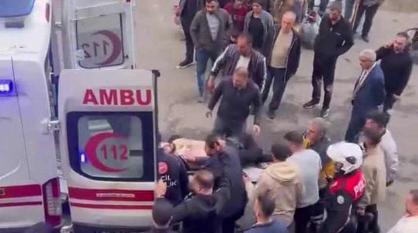 Tartıştığı husumetlileri bir g&uuml;n sonra kurşun yağdırdı: 1 &ouml;l&uuml;